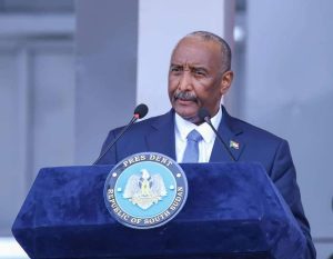FB IMG 1661885108454 1 جنوب السودان .. سلفا كير و البرهان و موسيفني يشهدون تخريج القوات الموحدة بجوبا 