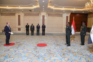 FB IMG 1662035363254 السودان .. واشنطن تنهي قطيعة ال "ربع قرن " .. والسفير الأمريكي يسلم أوراق اعتماده للبرهان 