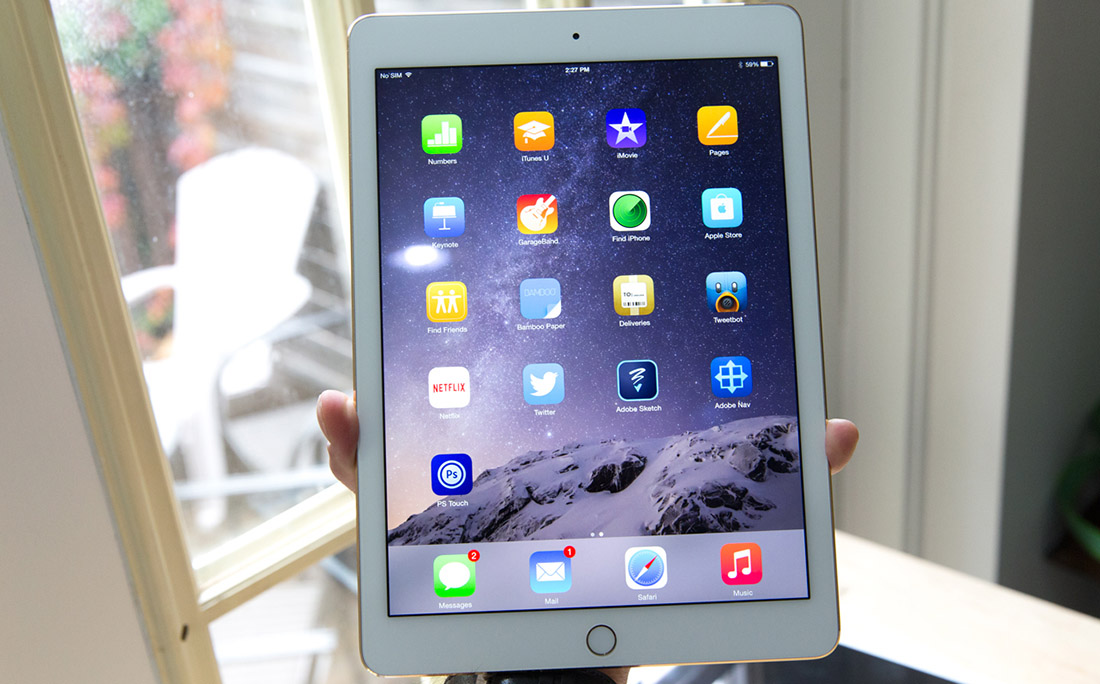 ipad air feature كتب العنصرية وكيفية خلق مجتمع أكثر عدلاً.. الأكثر مبيعا فى أمريكا