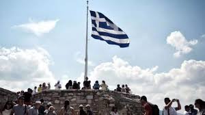 3 اليونان تسمح للسياح الروس بدخول اراضيها