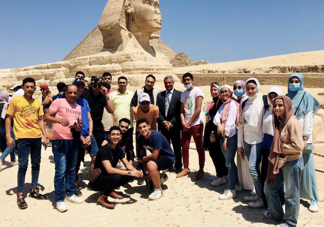 a6455818 b1da 4954 b98e dd659aa7296e "السياحة" تنظم رحلة توعية للطلاب المتفوقين من شمال سيناء