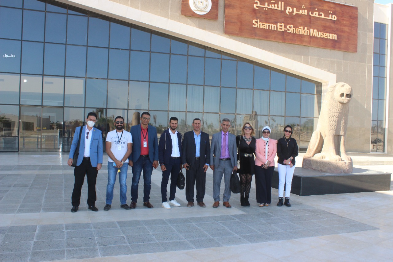 دورة تدريبية عن أثار جنوب سيناء بمتحف شرم الشيخ 5 049C2F4E 7D7A 4FF6 BE5E 662E085F0645 دورة تدريبية عن أثار جنوب سيناء بمتحف شرم الشيخ