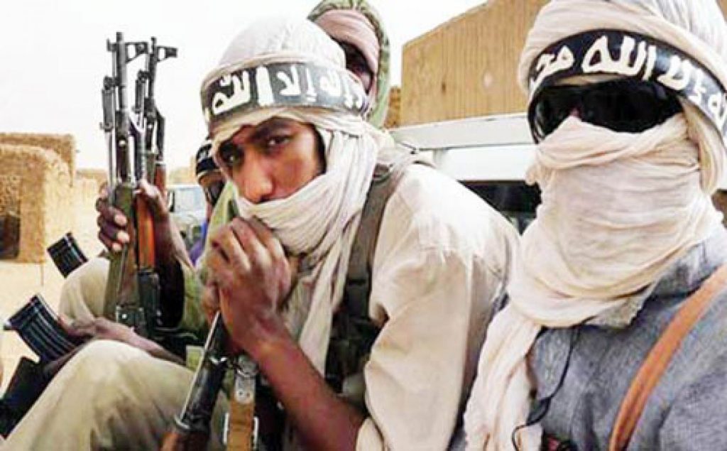 17109596138 1 1 وكالة الأنباء الفرنسية : تنظيم القاعدة يعزز ضغوطه في مالي .. " تقرير "