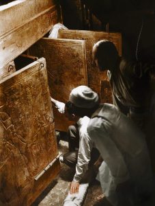 301008442 512407337555090 6962977279124647749 n العالم يترقب يوم 4 نوفمبر المقبل ذكري اكتشاف مقبرة الملك توت عنخ أمون