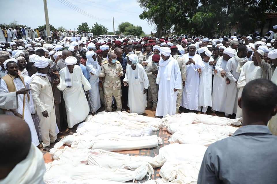 السودان : إجتماع عاجل لمجلس الأمن والدفاع الليلة عقب مجزرة الحدود مع تشاد 1 FB IMG 1659714011019 السودان : إجتماع عاجل لمجلس الأمن والدفاع الليلة عقب مجزرة الحدود مع تشاد