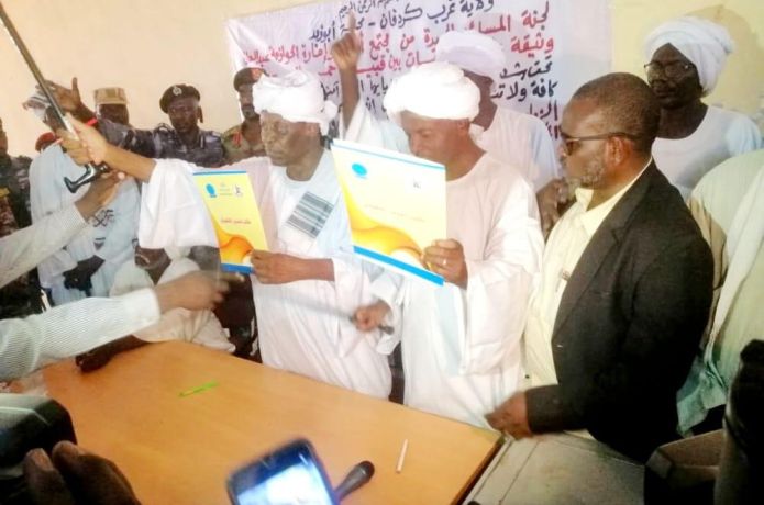 السودان .. اتفاق بين قبيلتين ينهي نزاعا قبليا أسفر عن مقتل عدد من الأشخاص 1 541843 uN6AZyUMt0Efh SKTEudp 1POqm KQ1 السودان .. اتفاق بين قبيلتين ينهي نزاعا قبليا أسفر عن مقتل عدد من الأشخاص