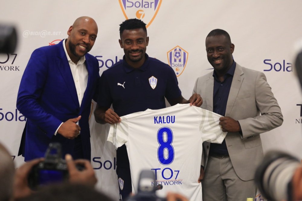 football mercato ceremonie de presentation de salomon kalou dans son nouvea hcpvlo8qlp كالو وسونج وساخو وكاميني وداني نونكو : جئنا للفوز بكأس الأندية الأبطال بافريقيا