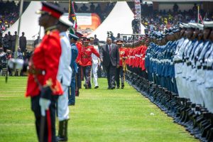 ١٦٣٩٠٠ كينيا .. « روتو » يؤدي اليمين الدستورية رئيسا للدولة صاحبة الاقتصاد الأكبر في شرق أفريقيا