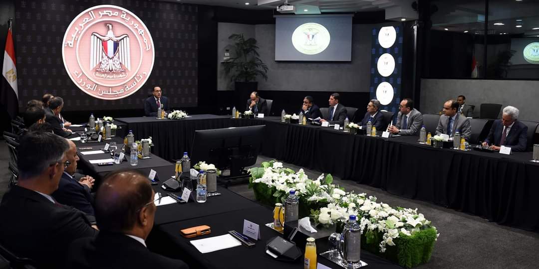 FB IMG 1664786393307 مصر .. رئيس الوزراء يجتمع مع 45 رجل أعمال كويتي 