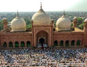 IMG 20221019 WA0046 باكستان تختتم مؤتمرها الدولي الأول حول "الإسلاموفوبيا" وتستضيف أول لقاء لزعماء الأديان