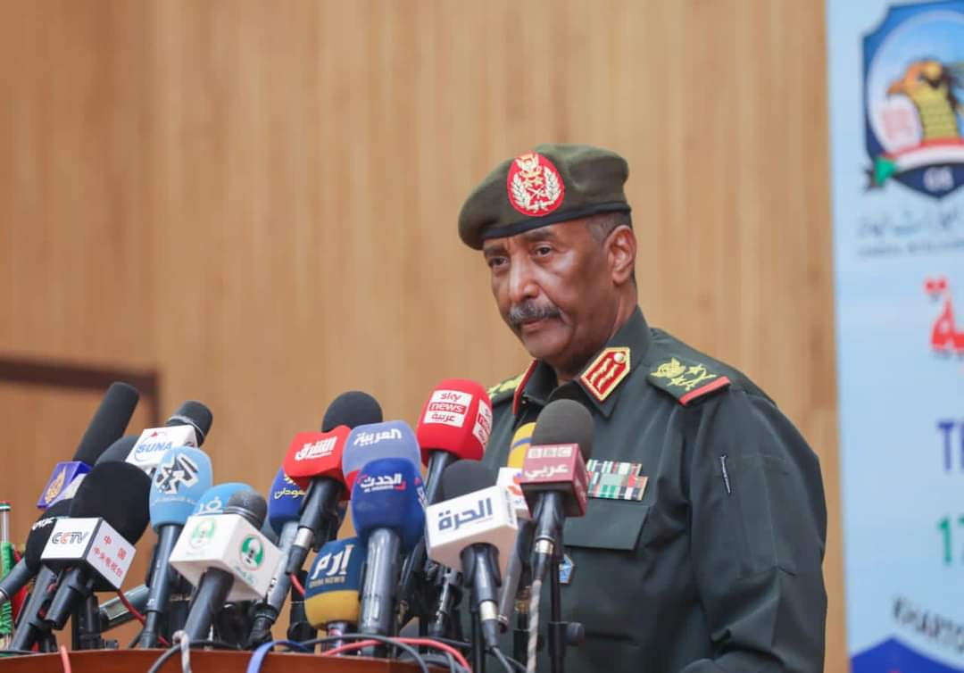 FB IMG 1669124760811 رئيس « السيادة السوداني » يعلن استعداد السودان المساهمة بدور إيجابي لإطفاء بؤر الصراع في إفريقيا
