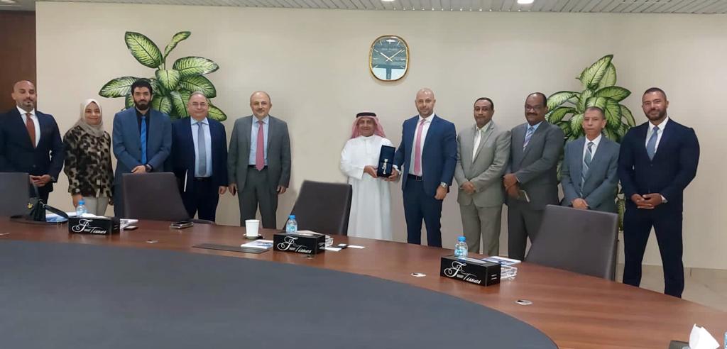 البورصة المصرية تستهل جولاتها الخارجية بلقاء الؤسسات المالية في الامارات 1 IMG 20221101 WA0002 البورصة المصرية تستهل جولاتها الخارجية بلقاء الؤسسات المالية في الامارات