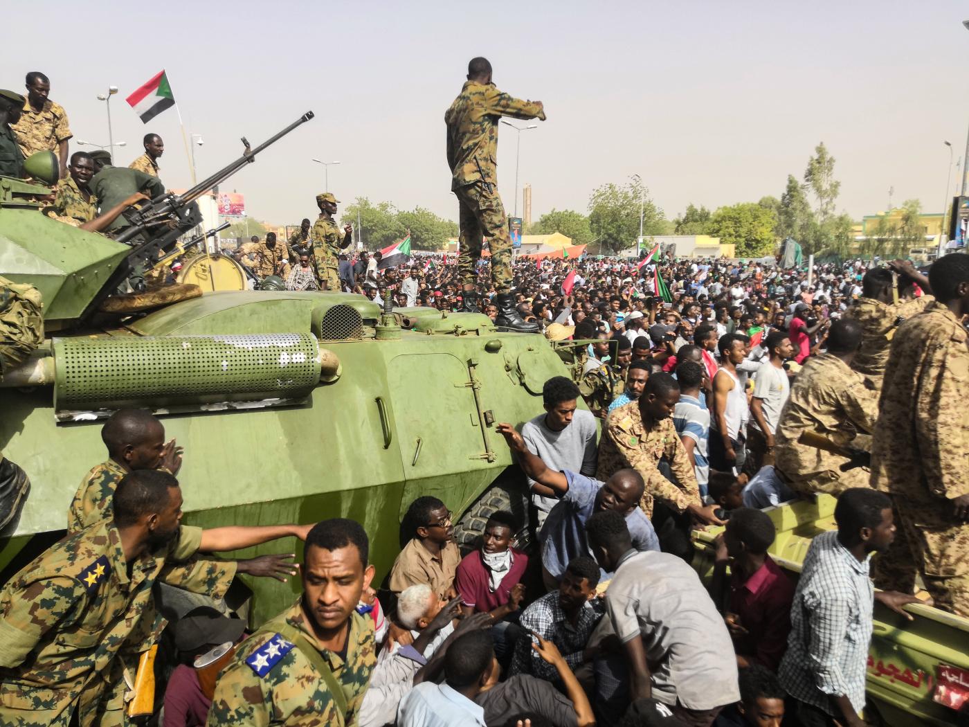 Sudan coup military afp السودان : ضوء في نهاية النفق 