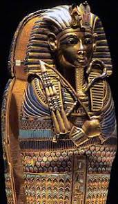 images 3 مصر..عرض فيلم ١٠٠ عام على اكتشاف قبر الملك توت عنخ آمون بميدان تايم سكوير