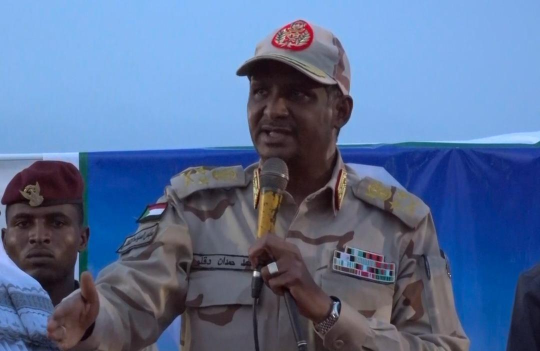 السودان .. « دقلو " يدعو مواطني جنوب دارفور التعاون مع سلطات التحقيق لكشف الضالعين في أحداث " بليل " 1 538397 HaenTmphNKFBTUr3YsYjIdr3 m4e8Hro السودان .. « دقلو " يدعو مواطني جنوب دارفور التعاون مع سلطات التحقيق لكشف الضالعين في أحداث " بليل "