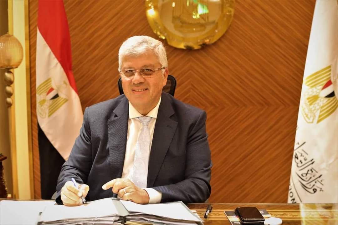 مصر .. وزير التعليم العالي : 2317 منحة دراسية لدول القارة الأفريقية بمرحلتي البكالوريوس والدراسات العليا 1 FB IMG 1671277078732 مصر .. وزير التعليم العالي : 2317 منحة دراسية لدول القارة الأفريقية بمرحلتي البكالوريوس والدراسات العليا