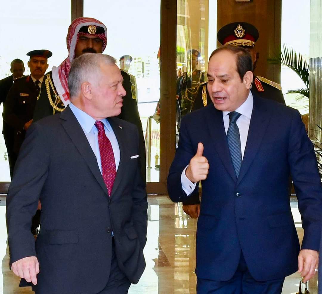 مصر .. الرئيس السيسي يبحث هاتفيا مع ملك الأردن العلاقات الثنائية والقضايا الإقليمية والدولية 1 FB IMG 1671278078158 مصر .. الرئيس السيسي يبحث هاتفيا مع ملك الأردن العلاقات الثنائية والقضايا الإقليمية والدولية