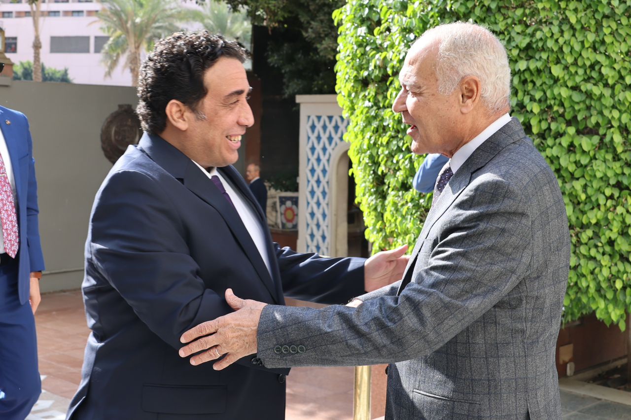ليبيا .. تفاصيل لقاء أمين عام جامعة الدول العربية مع " المنفي " 1 IMG 20221227 WA0014 ليبيا .. تفاصيل لقاء أمين عام جامعة الدول العربية مع " المنفي "