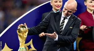 images 22 ديلي ميل... قطر قد تدفع رئيس فيفا لتغيير نظام كأس العالم