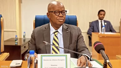 وفاة وزير خارجية الجابون في اجتماع مجلس الوزراء عن عمر يناهز 62 عاما 6 1 1590393 وفاة وزير خارجية الجابون في اجتماع مجلس الوزراء عن عمر يناهز 62 عاما