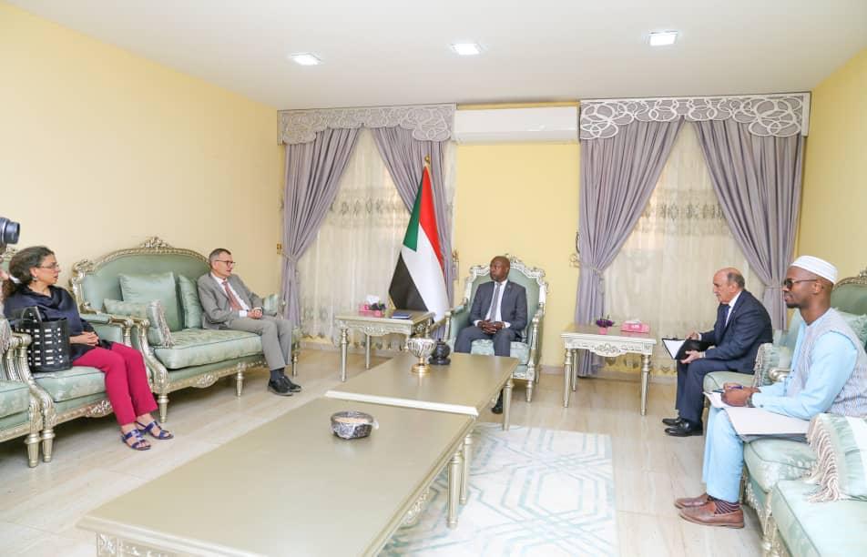 السودان .. « عضو السيادي » : جهود لإلحاق الممانعين بالإتفاق الإطاري للتوقيع عليه 1 550531 RklbkCoJ 2lE السودان .. « عضو السيادي » : جهود لإلحاق الممانعين بالإتفاق الإطاري للتوقيع عليه