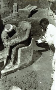 IMG 20230123 WA0022 1 مصر ..  مرور 34 عام على اكتشاف خبيئة معبد الأقصر .. ( صور )