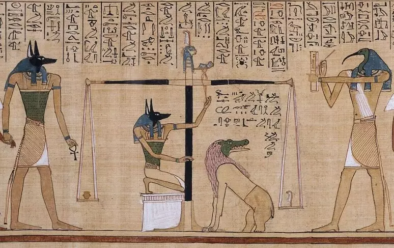 pharaonic book of the dead مصر.. اكتشاف بردية طولها 16 متراً هو الأهم منذ 100 عام