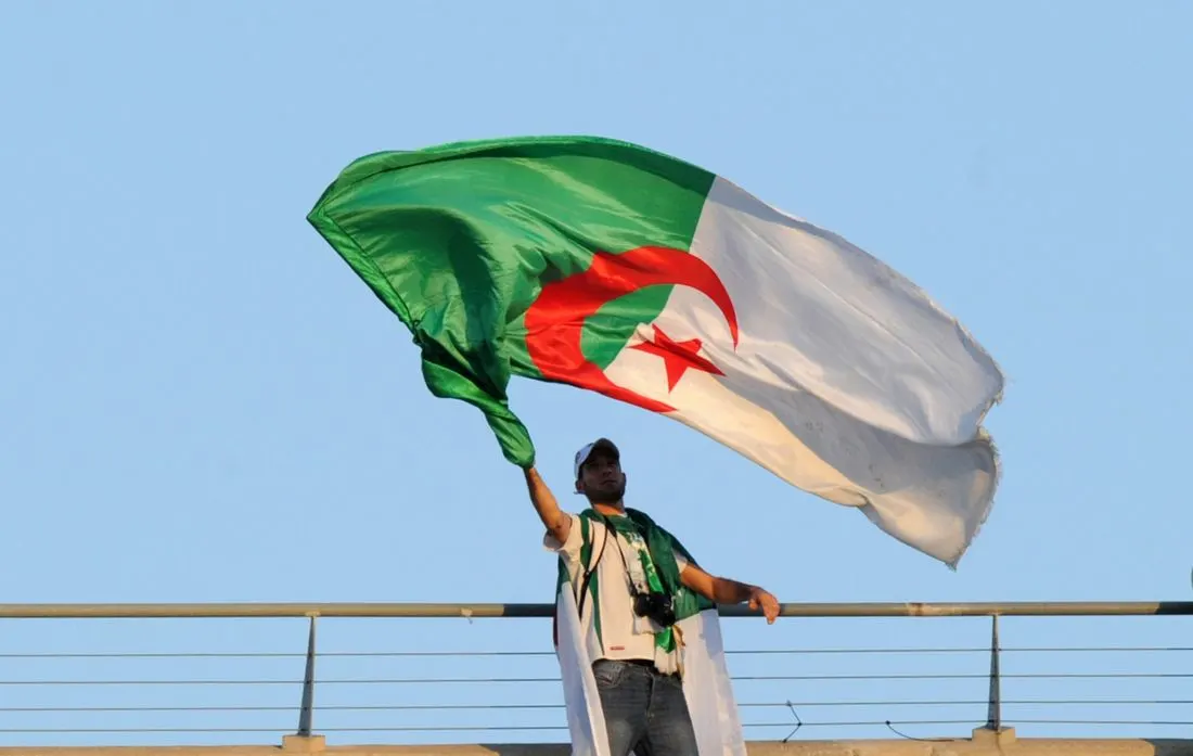 87636 الجزائر تحيي اليوم الوطني للشهيد