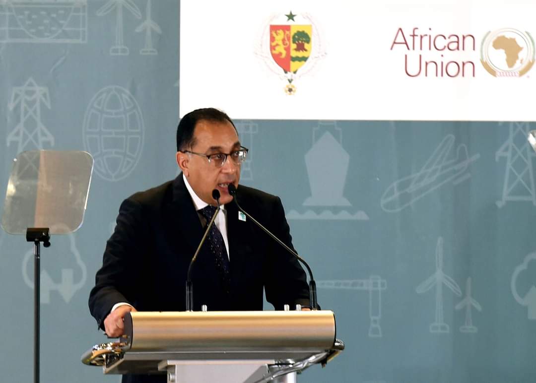 FB IMG 1675340099660 مصر .. رئيس الوزراء يُلقي كلمة خلال قمة "داكار لتمويل تنمية البنية التحتية في أفريقيا"