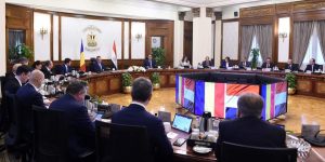 FB IMG 1675513600709 رئيسا وزراء مصر ورومانيا يترأسان جلسة مباحثات موسعة لبحث تعزيز التعاون المشترك 