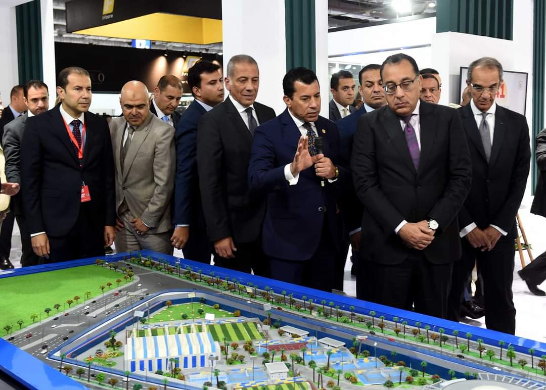 FB IMG 1677060010424 مصر .. رئيس الوزراء يفتتح أول معرض ومؤتمر رياضي عالمي 