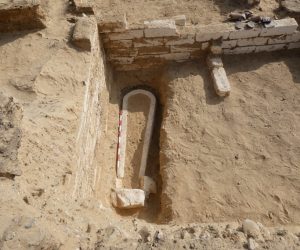 IMG 20230224 WA0011 مصر .. الكشف عن مجموعة من المقابر من العصر الفارسي والروماني والقبطي 
