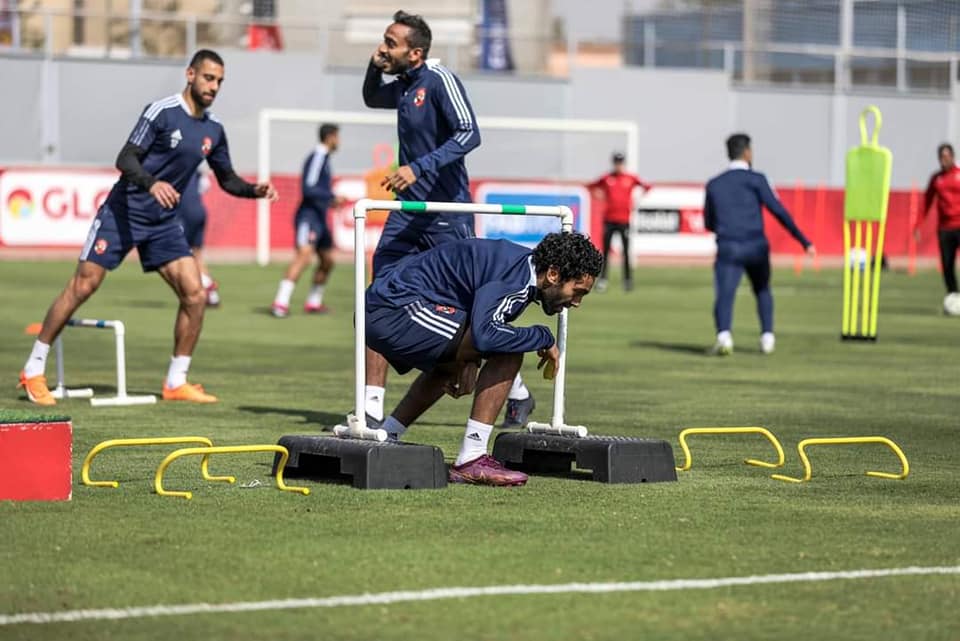 مصر .. الأهلي المصري يختتم تدريباته استعدادا لمواجهة صنداونز الجنوب إفريقي 1 جانب من تدريبات النادي الأهلي المصري مصر .. الأهلي المصري يختتم تدريباته استعدادا لمواجهة صنداونز الجنوب إفريقي