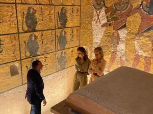 FB IMG 1678903353663 مصر .. ملكة بلجيكا تزور عدد من المعالم الأثرية بالأقصر