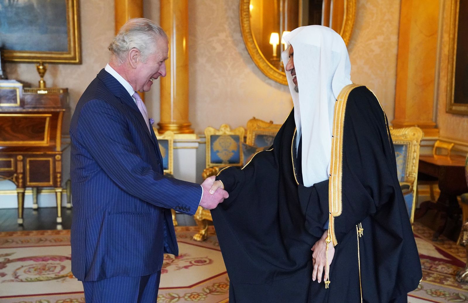 IMG 20230312 WA0000 أول استضافة رسمية لشخصية إسلامية بقصر باكنغهام: الملك تشارلز يستقبل أمين عام رابطة العالم الإسلامي