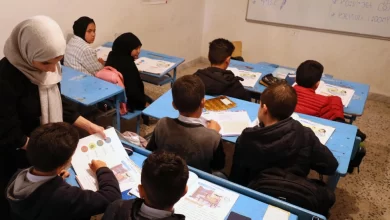 طلبة المدارس في ليبيا ليبيا .. " اللغة الأمازيغية " إلي العلن بعد عقود من المنع في عهد القذافي