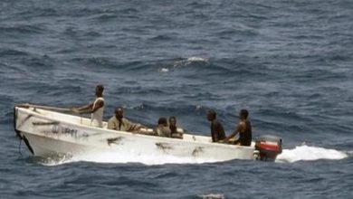 قراصنة يحتجزون عدد من طاقم ناقلة نفط دنماركية في خليج غينيا