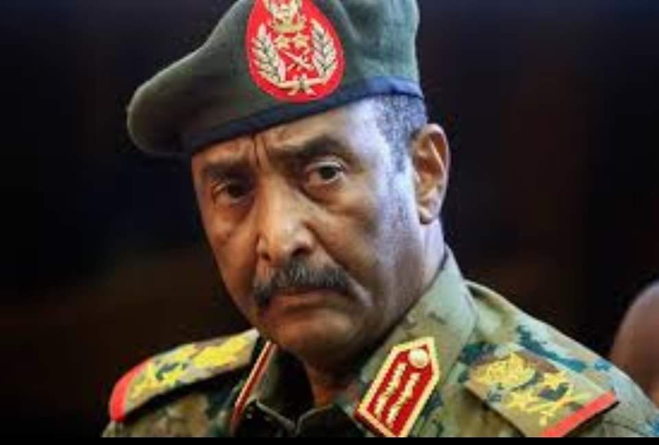 السودان .. « البرهان » يتلقى إتصالات هاتفية من عدد من الرؤساء ووزراء الخارجية 1 FB IMG 1682020766960 السودان .. « البرهان » يتلقى إتصالات هاتفية من عدد من الرؤساء ووزراء الخارجية