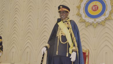 Renaud MASBEYE BOYBEYE AFP CHAD banner scaled 1 استمرار ظاهرة تمجيد الشخصيات في أنظمة الحكم في أفريقيا