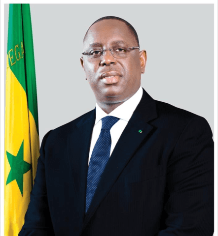 Sall السنغال: بمناسبة حلول عيد الفطر الرئيس ماكي سال يصدر عفوا عن 586 سجينا
