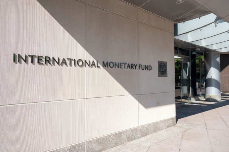 mail صندوق النقد الدولي يحذر من أن ارتفاع معدلات المخاطرة بالنمو العالمي