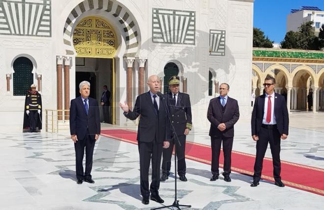 التونسي قيس سعيد رسائل نارية من الرئيس التونسي : الإملاءات من الخارج مرفوضة .. وتونس للتونسيين وليست للبيع