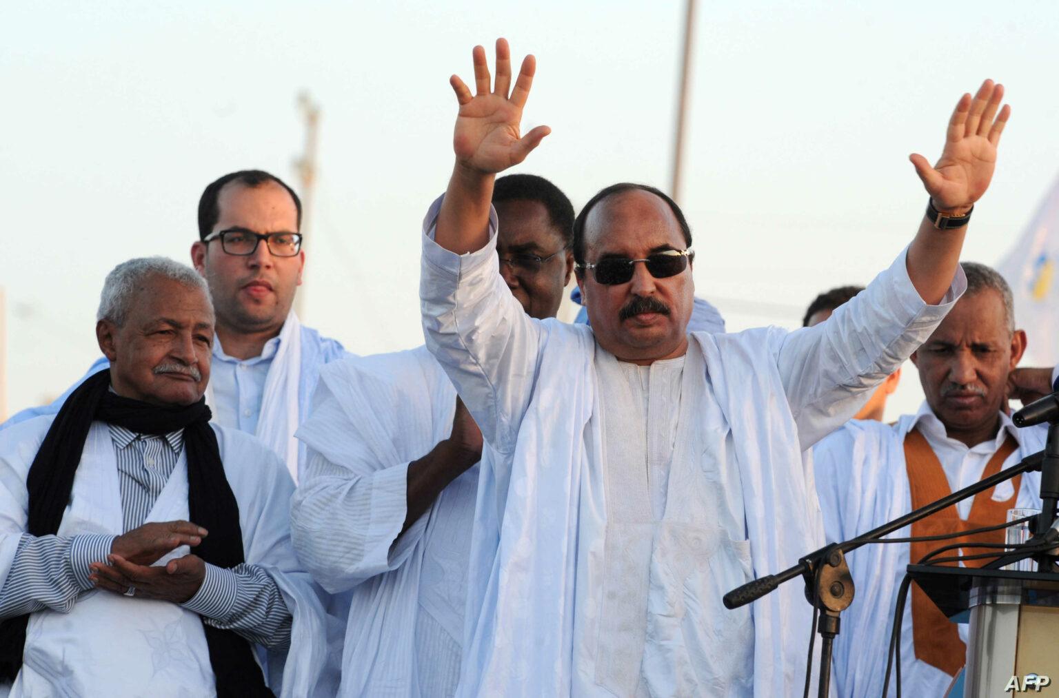 الموريتاني السابق محمد ولد عبد العزيز موريتانيا .. إدانة الرئيس السابق بالسجن 5 سنوات نافذة بسبب الفساد