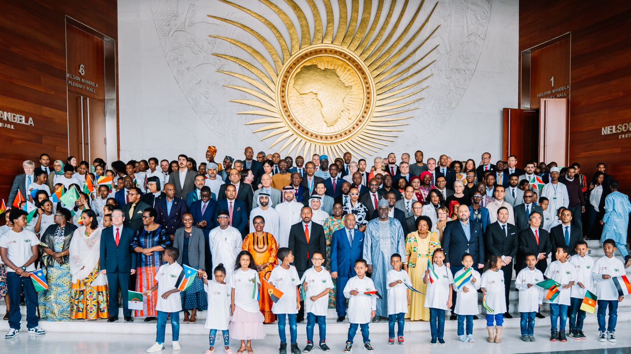 Fw95FFcXsAABTU5 الاتحاد الأفريقي يحتفل بـ " يوم أفريقيا "
