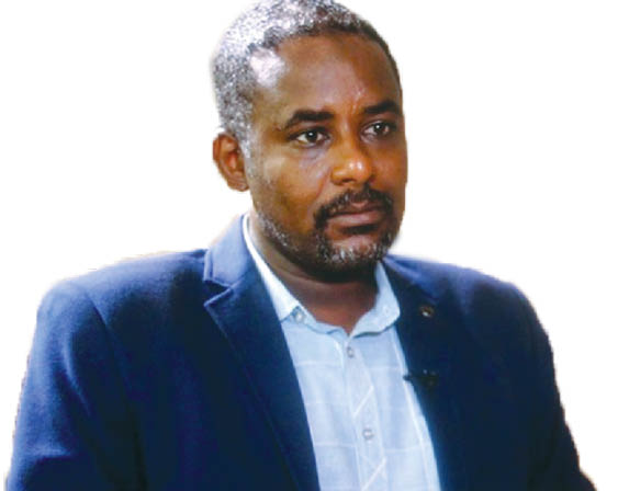 السودان .. قيادي سابق في حزب المؤتمر يروي تجربة اعتقاله وتعذيبه من قبل قوات الدعم السريع ..( صور ) 1 نور الدين صلاح السودان .. قيادي سابق في حزب المؤتمر يروي تجربة اعتقاله وتعذيبه من قبل قوات الدعم السريع ..( صور )