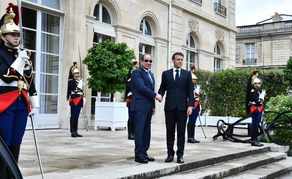 FB IMG 1687448247729 الرئيس السيسي يلتقي ماكرون في باريس