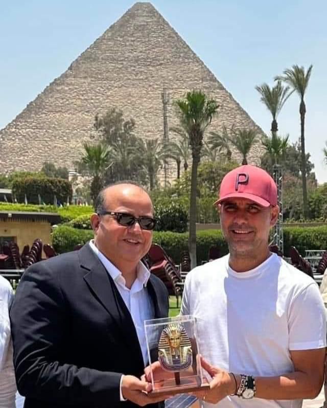 IMG 20230623 WA0010 بالصور .. « السياحة » تكشف عن تفاصيل زيارة جوارديولا وأسرته لمصر