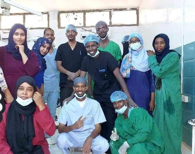 FB IMG 1690123242576 السودان .. رغم أجواء الحرب نجاح أول عملية استئصال ورم من المخ بمستشفى كوستي التعليمي
