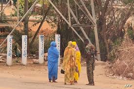 السودان.. تعرض أطفال لا تتجاوز أعمارهم 12 عامًا للاغتصاب والاعتداء الجنسي 1 images 1 السودان.. تعرض أطفال لا تتجاوز أعمارهم 12 عامًا للاغتصاب والاعتداء الجنسي
