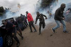 كينيا كينيا .. ارتفاع حصيلة التظاهرات إلى ثلاثة قتلى